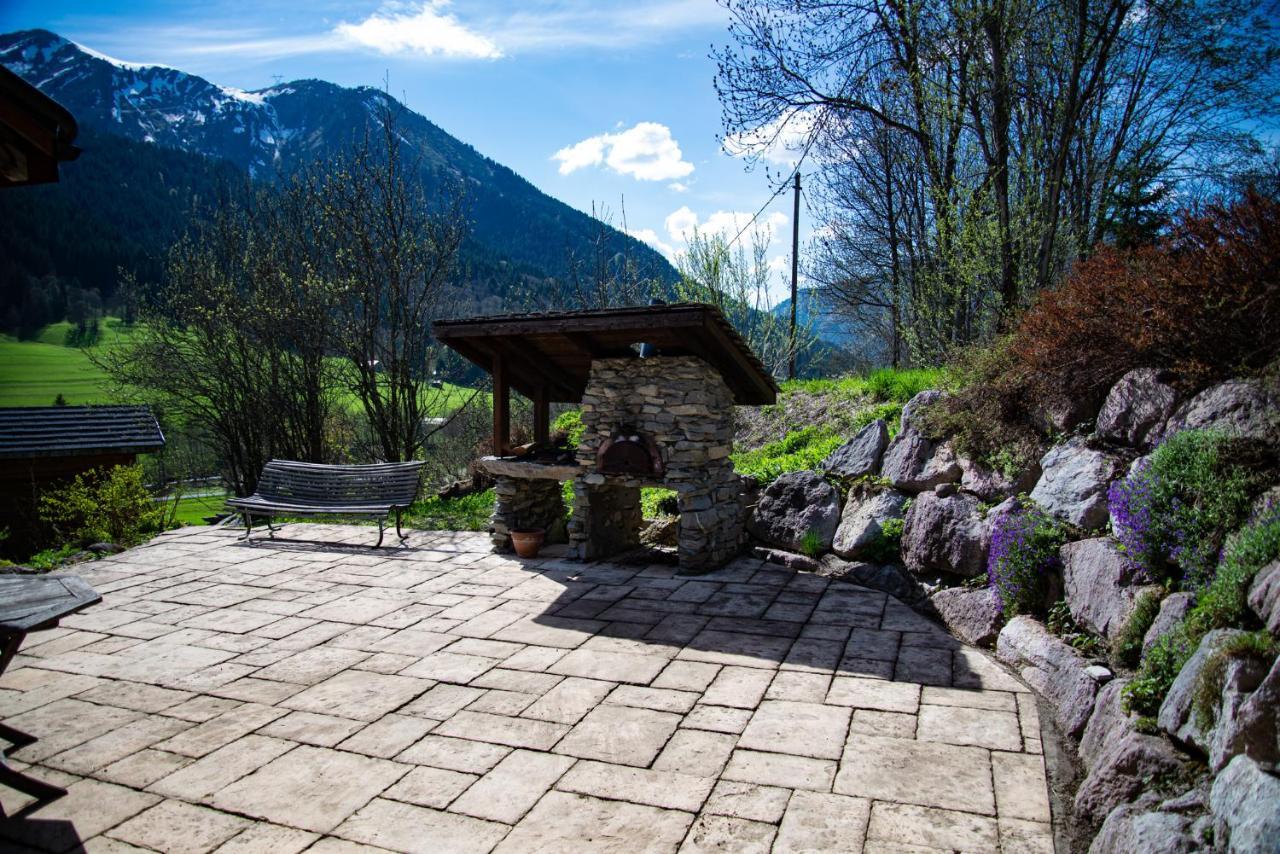 Chalet Cannelle Chatel Exterior photo
